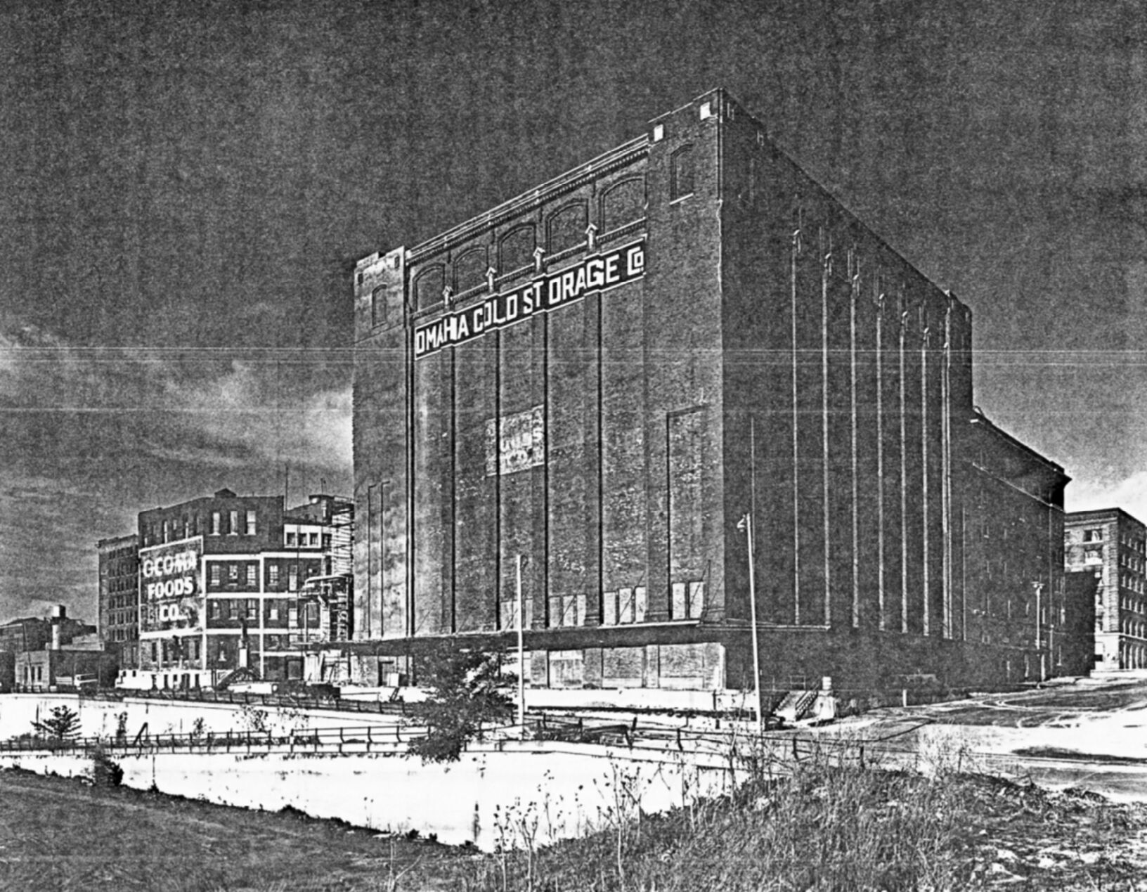 5a. Omaha Cold Storage - 809 Farnam St. 1986 - Lynn Meyer.jpg